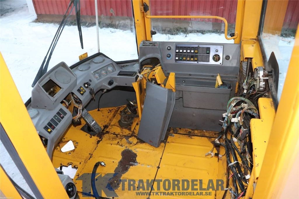 Volvo L50 C - Cabine pour Engins de chantier: photos 5 Volvo L50 C - Cabine pour Engins de chantier: photos 5