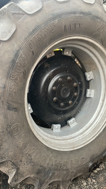 Case Felga 38" , case Felga 38 cali , 580/70 r38 - Jante pour Machine agricole: photos 3 Case Felga 38" , case Felga 38 cali , 580/70 r38 - Jante pour Machine agricole: photos 3