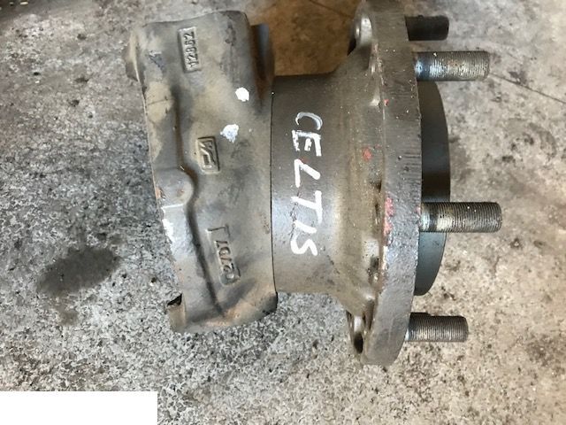 Claas Celtis - Zwrotnica - Fusée d'essieu pour Machine agricole: photos 2 Claas Celtis - Zwrotnica - Fusée d'essieu pour Machine agricole: photos 2