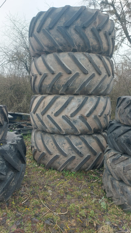 Claas Xerion - koła felgi opony 800/70R38 800/70/38 - Jante pour Machine agricole: photos 4 Claas Xerion - koła felgi opony 800/70R38 800/70/38 - Jante pour Machine agricole: photos 4