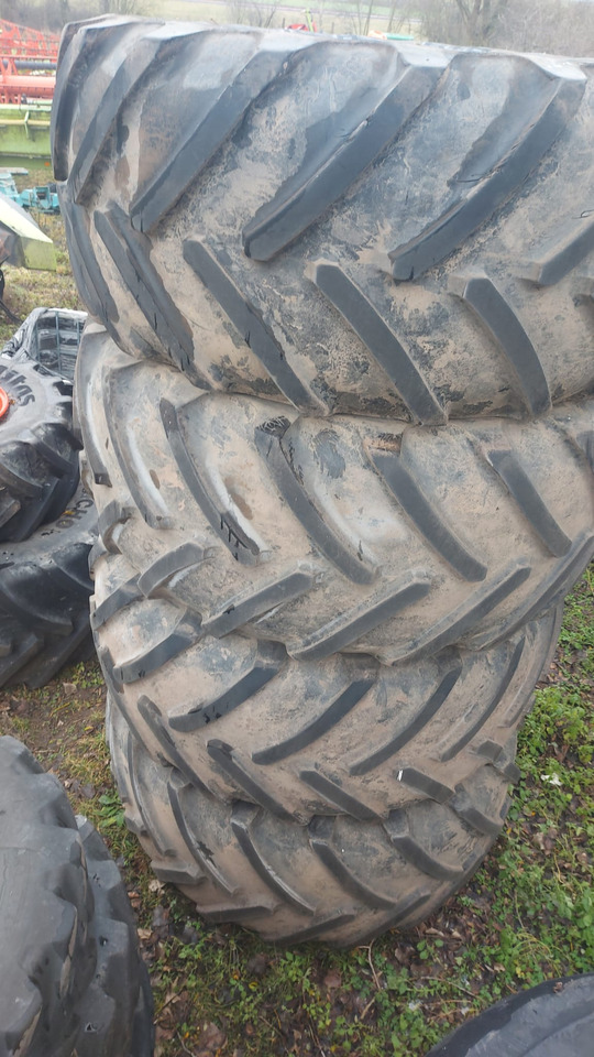 Claas Xerion - koła felgi opony 800/70R38 800/70/38 - Jante pour Machine agricole: photos 1 Claas Xerion - koła felgi opony 800/70R38 800/70/38 - Jante pour Machine agricole: photos 1