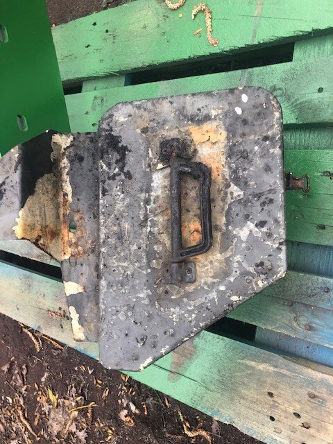 Fendt 311 , 312 LSA - Skrzynka Narzędziowa - Frame/ Châssis pour Tracteur agricole: photos 2 Fendt 311 , 312 LSA - Skrzynka Narzędziowa - Frame/ Châssis pour Tracteur agricole: photos 2