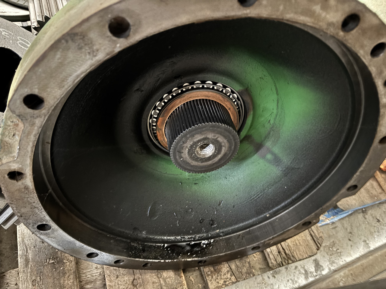 Moteur de translation pour Machine agricole John Deere 8330 8370 Zwolnica Tylna Obudowa Wał R156486 R174225 R156486 R314670 R296985 R560119: photos 8 Moteur de translation pour Machine agricole John Deere 8330 8370 Zwolnica Tylna Obudowa Wał R156486 R174225 R156486 R314670 R296985 R560119: photos 8