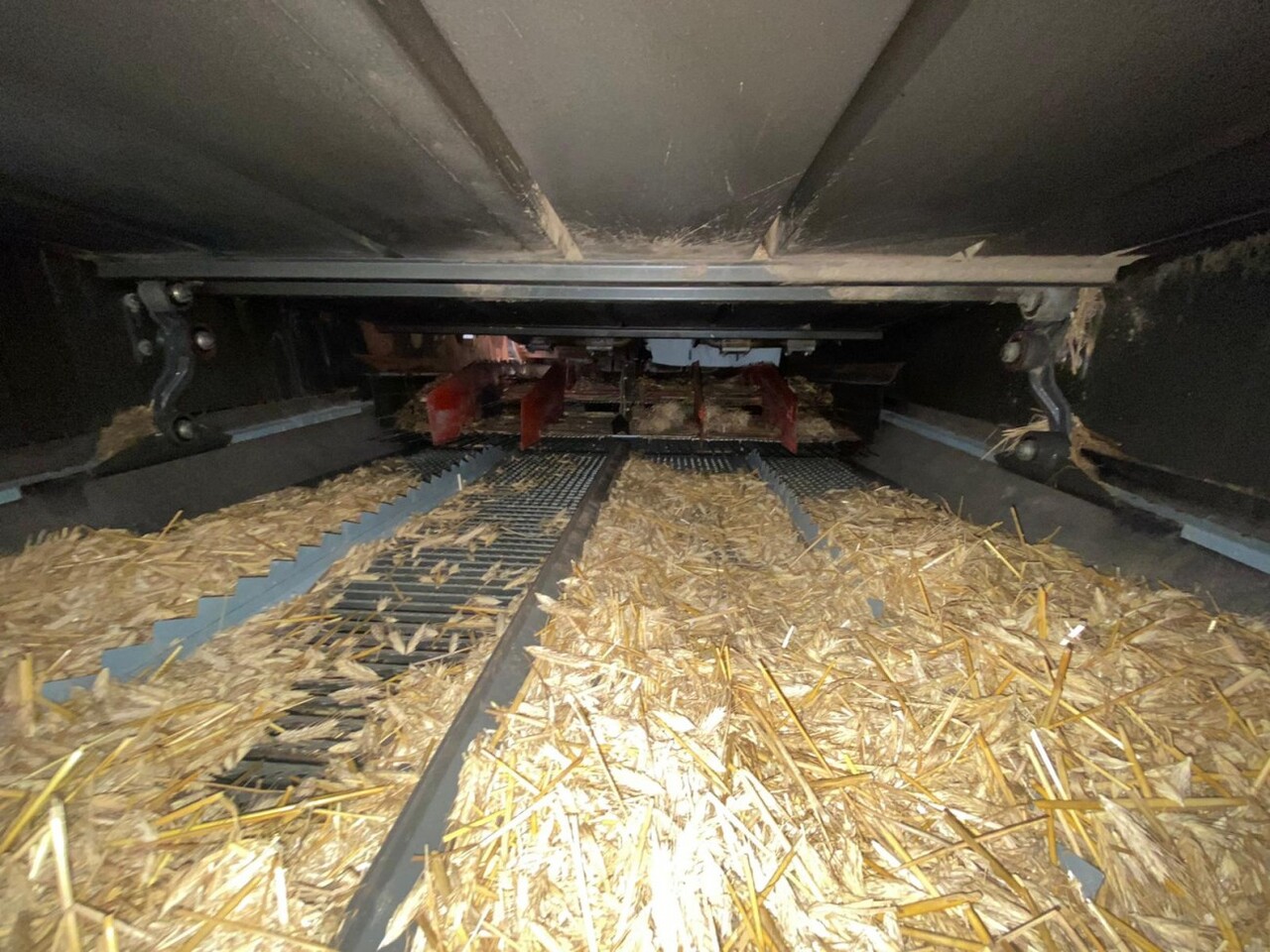 Pièces de rechange pour Moissonneuse-batteuse Claas Mega 360 [CZĘŚCI] - Dzwon: photos 20