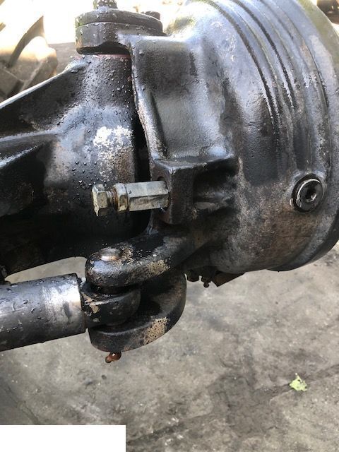 Fusée d'essieu pour Machine agricole Same Explorer - Zwrotnica: photos 1