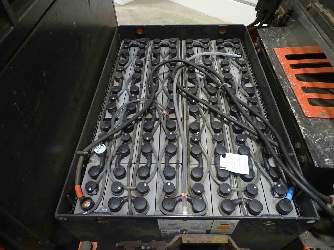 Linde P250 - Chariot tracteur: photos 4 Linde P250 - Chariot tracteur: photos 4