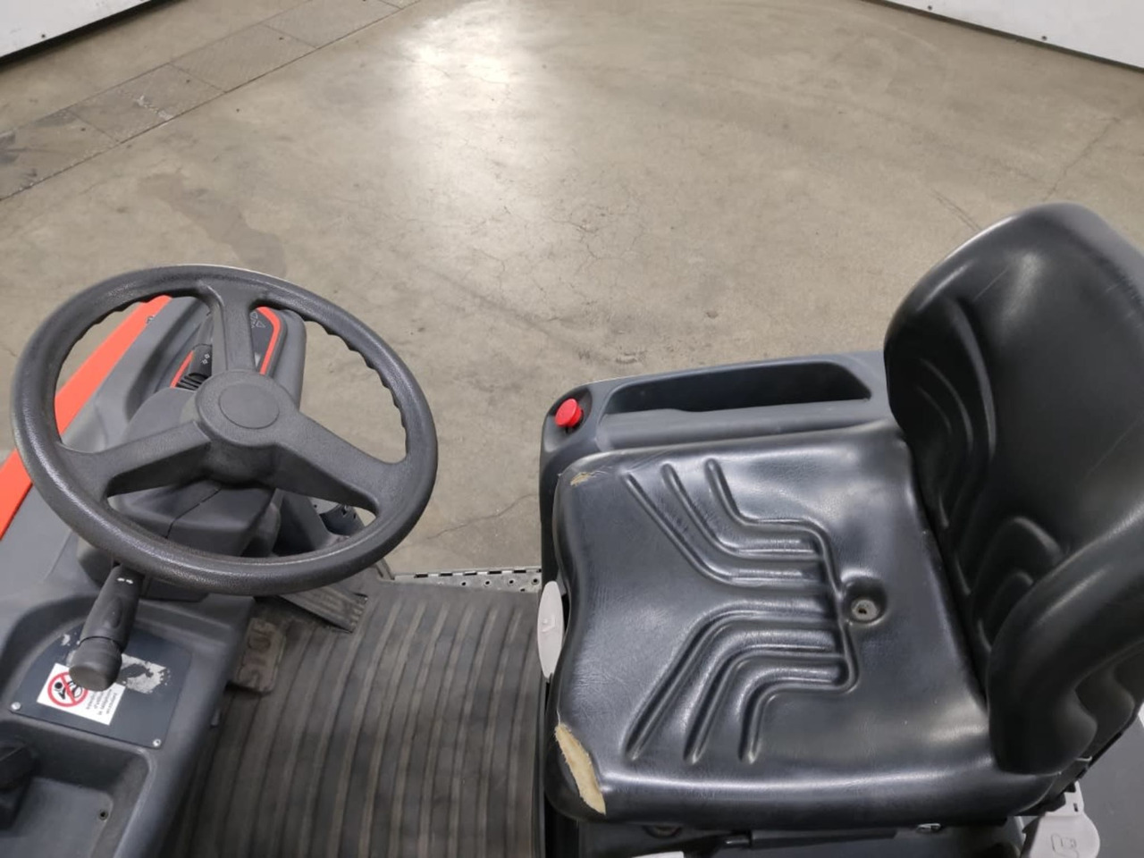 Linde P60 - Chariot tracteur: photos 3 Linde P60 - Chariot tracteur: photos 3