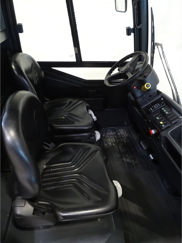STILL R07-25 - Chariot tracteur: photos 4 STILL R07-25 - Chariot tracteur: photos 4