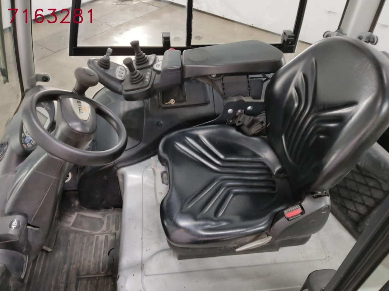 STILL RX60-35 - Chariot élévateur électrique: photos 3 STILL RX60-35 - Chariot élévateur électrique: photos 3