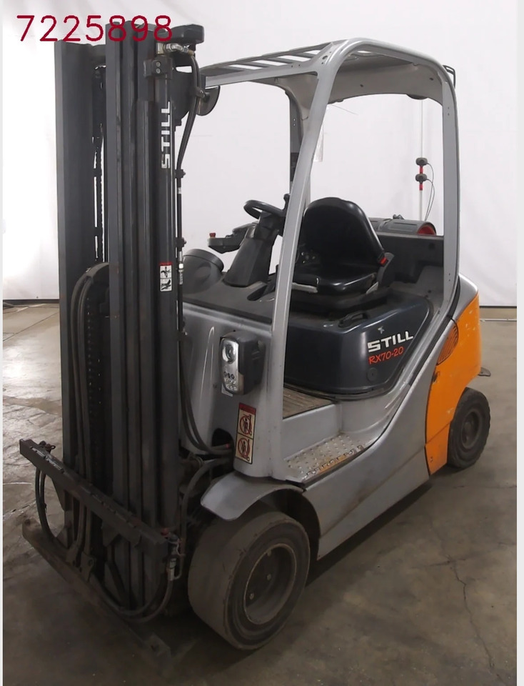Chariot élévateur à gaz STILL RX70-20T: photos 1
