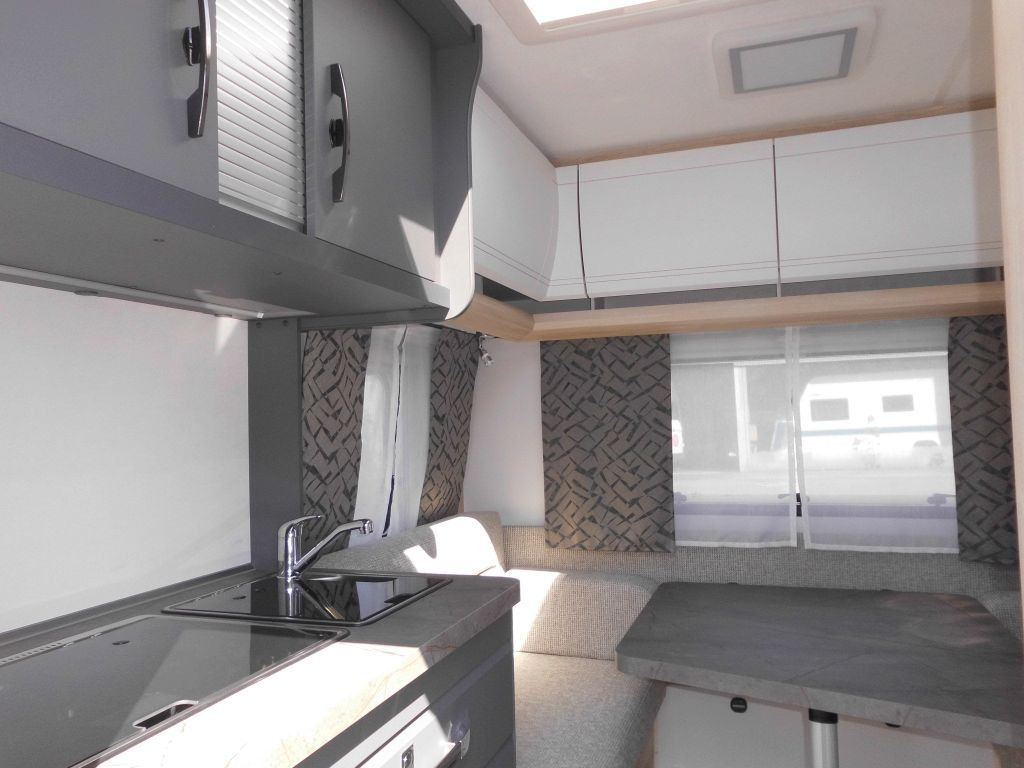 Hobby De Luxe 400 SFe 2025 1500kg. Hobby De Luxe 400 SFe Lagerabverkauf! - Caravane: photos 1 Hobby De Luxe 400 SFe 2025 1500kg. Hobby De Luxe 400 SFe Lagerabverkauf! - Caravane: photos 1