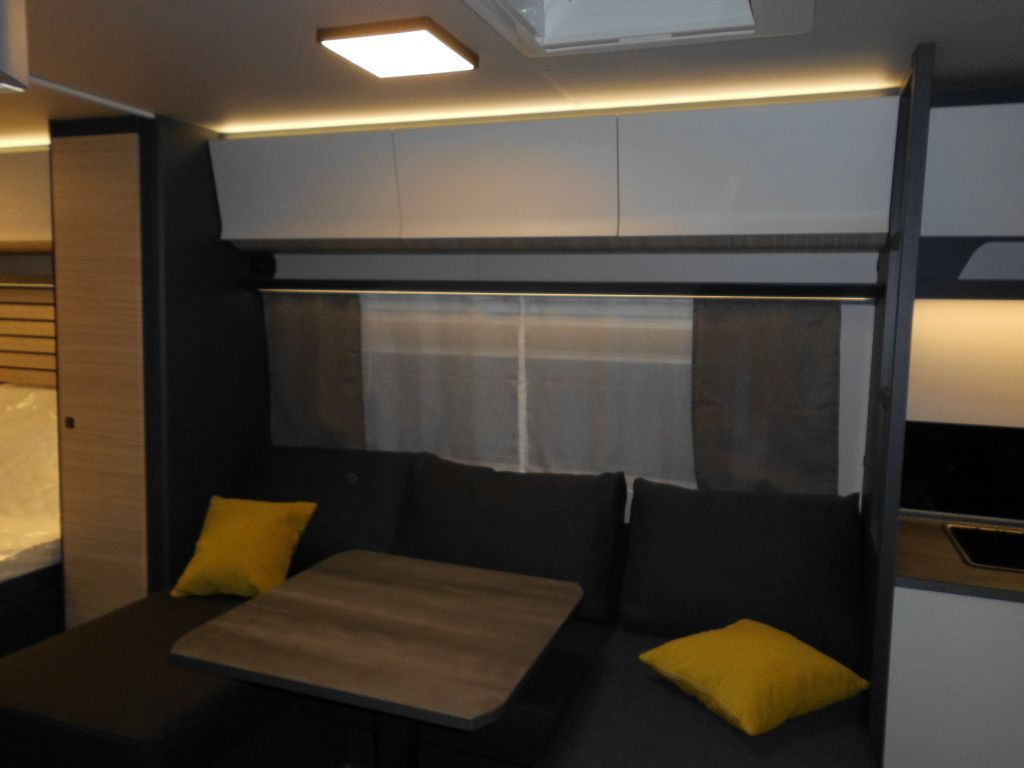 Caravane Hobby Maxia 660 WQM ++ ALDE FBH AUTARK ++: photos 6