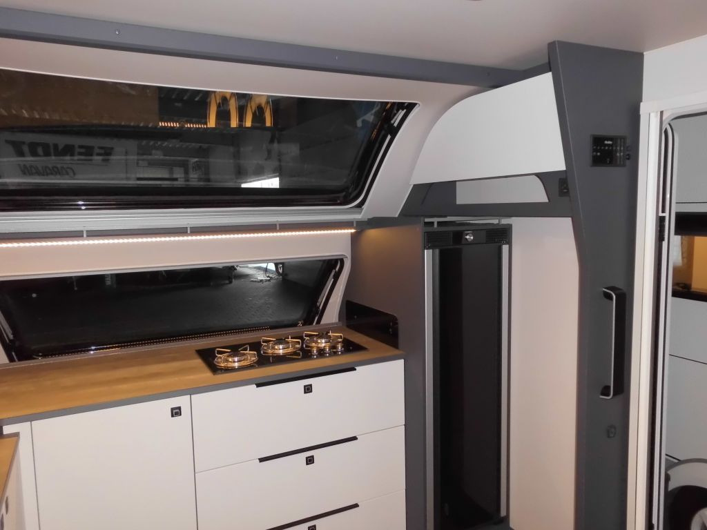 Caravane Hobby Maxia 660 WQM ++ ALDE FBH AUTARK ++: photos 9