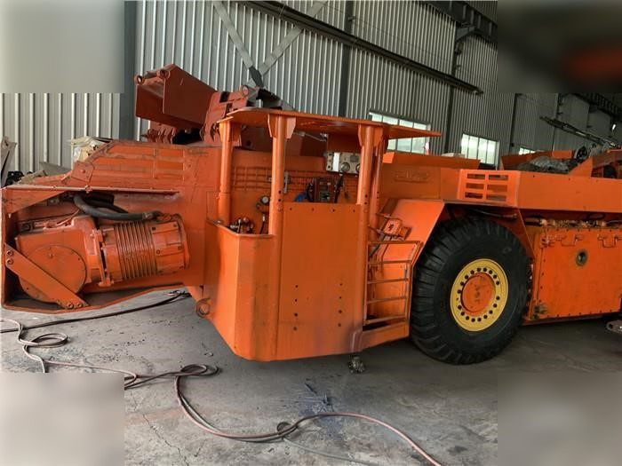 2011 JOY 10SC32C - Machine d'exploitation minière: photos 2 2011 JOY 10SC32C - Machine d'exploitation minière: photos 2