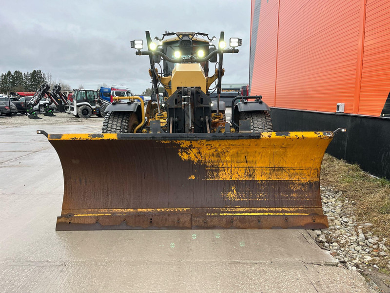 Caterpillar 160M AWD LEICA 3D / AC / CENTRAL LUBRICATION - Niveleuse: photos 2 Caterpillar 160M AWD LEICA 3D / AC / CENTRAL LUBRICATION - Niveleuse: photos 2