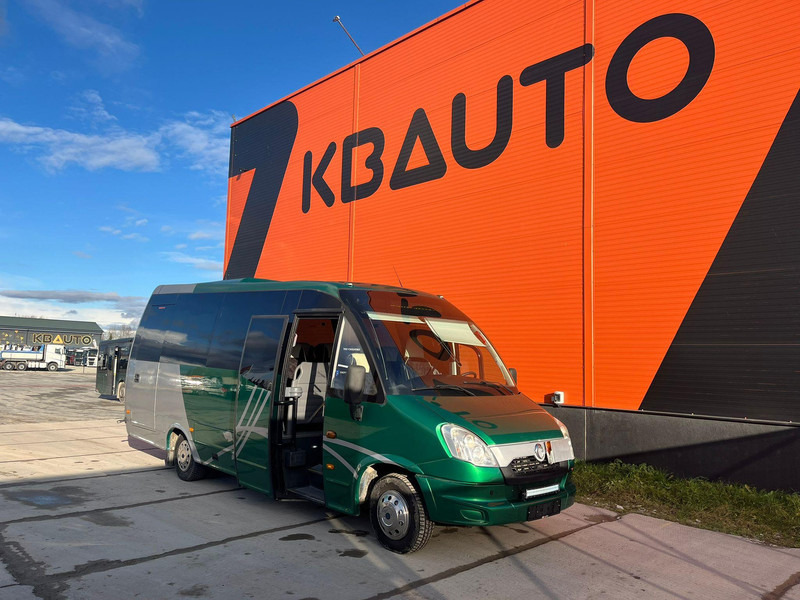 Iveco Indcar Wing 4x2 23 SEATS / AC / WEBASTO - Minibus, Transport de personnes: photos 1 Iveco Indcar Wing 4x2 23 SEATS / AC / WEBASTO - Minibus, Transport de personnes: photos 1