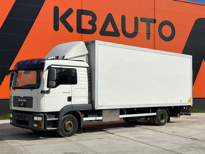 MAN TGL 12.240 4x2 BOX L=6812 mm - Camion fourgon: photos 1 MAN TGL 12.240 4x2 BOX L=6812 mm - Camion fourgon: photos 1
