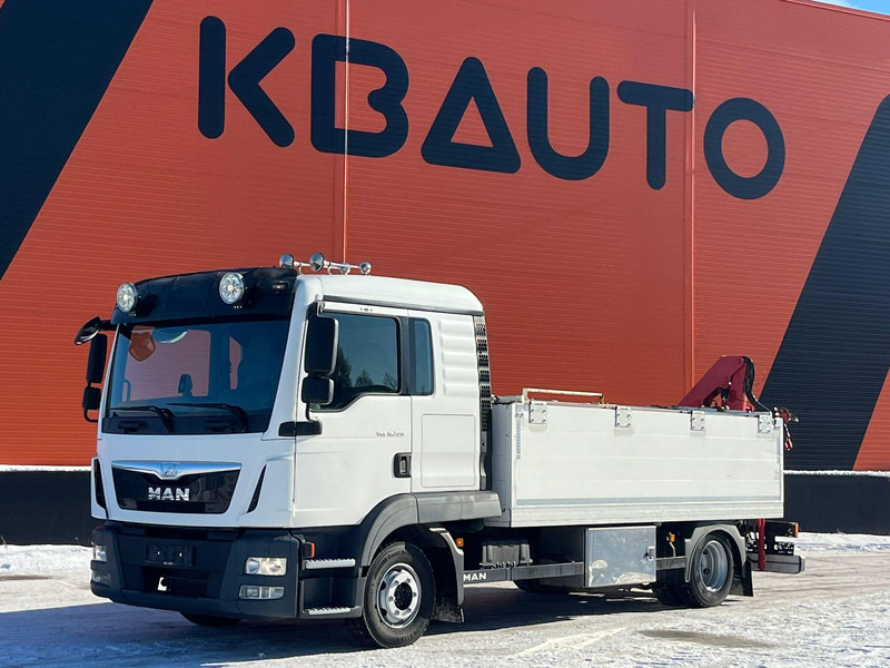 MAN TGL 8.220 4x2 HMF 340 K2 / PLATFORM L=4147 mm - Camion plateau, Camion grue: photos 2 MAN TGL 8.220 4x2 HMF 340 K2 / PLATFORM L=4147 mm - Camion plateau, Camion grue: photos 2