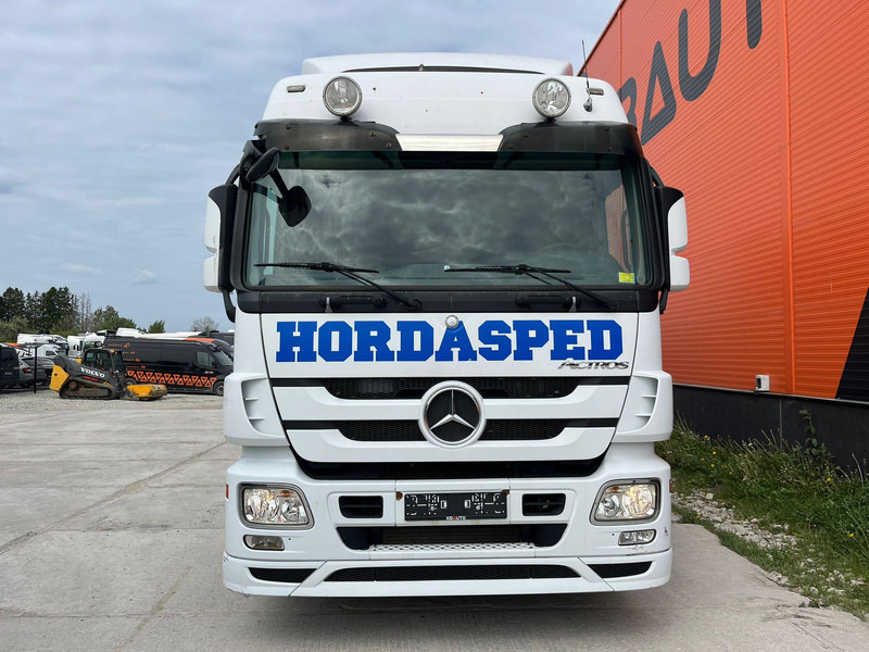 Mercedes-Benz Actros 1832 4x2 SUPRA 850 Mt / BOX L=8226 mm - Camion frigorifique: photos 3 Mercedes-Benz Actros 1832 4x2 SUPRA 850 Mt / BOX L=8226 mm - Camion frigorifique: photos 3