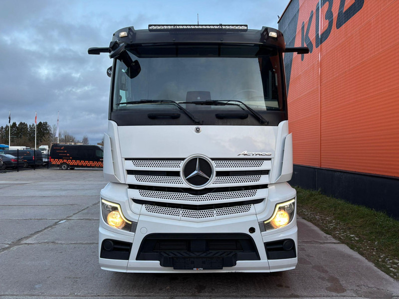 Mercedes-Benz Actros 2848 6x2*4 MITSUBISHI TU1250 MT / BOX L=7551 mm - Camion frigorifique: photos 3 Mercedes-Benz Actros 2848 6x2*4 MITSUBISHI TU1250 MT / BOX L=7551 mm - Camion frigorifique: photos 3