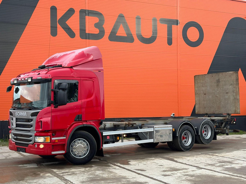 Scania P 440 6x2 RETARDER / CHASSIS L=7741 mm - Camion porte-conteneur/ Caisse mobile: photos 1 Scania P 440 6x2 RETARDER / CHASSIS L=7741 mm - Camion porte-conteneur/ Caisse mobile: photos 1