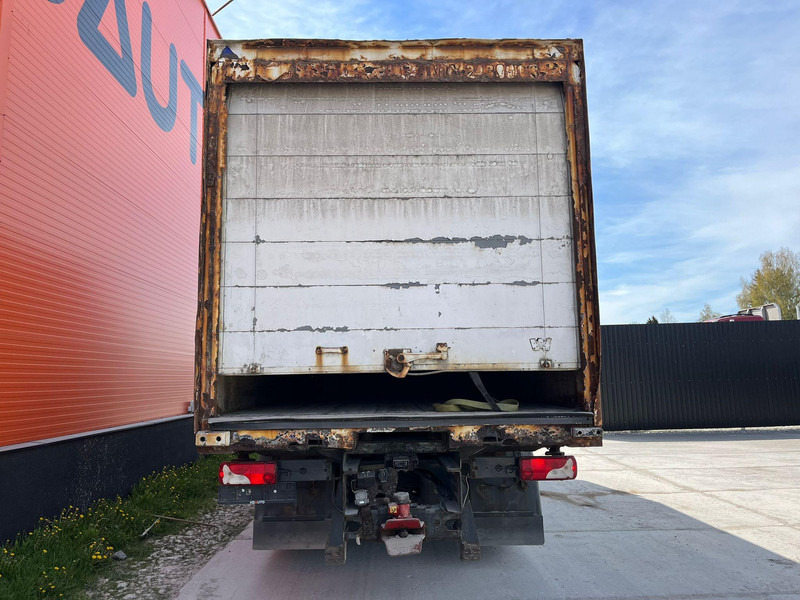 Scania R 480 6x2*4 RETARDER / BOX L=7468 mm - Camion fourgon: photos 5 Scania R 480 6x2*4 RETARDER / BOX L=7468 mm - Camion fourgon: photos 5