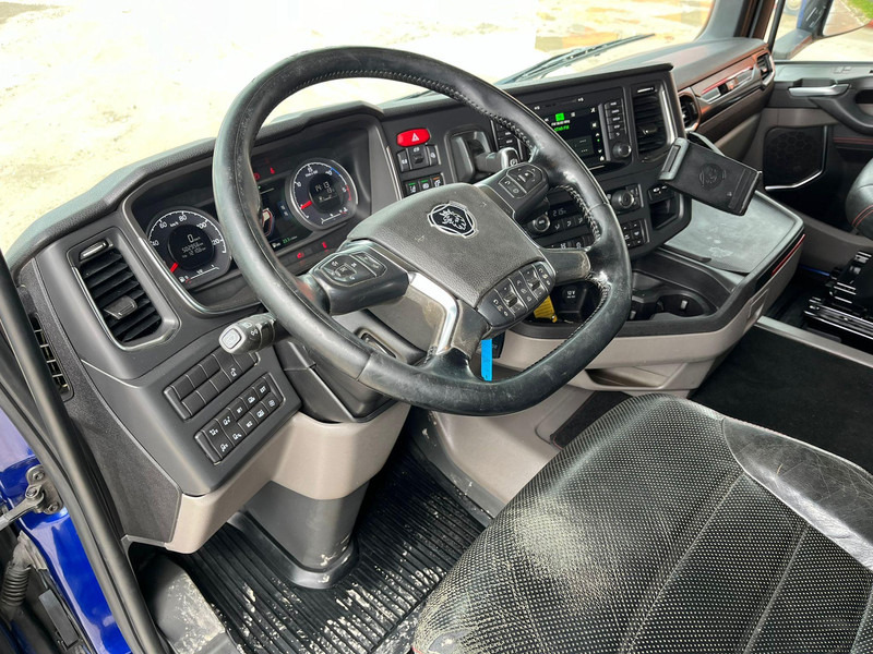 Camion plateau, Camion grue Scania R 650 6x4 PK24001 / PLATFORM L=6800 mm: photos 15