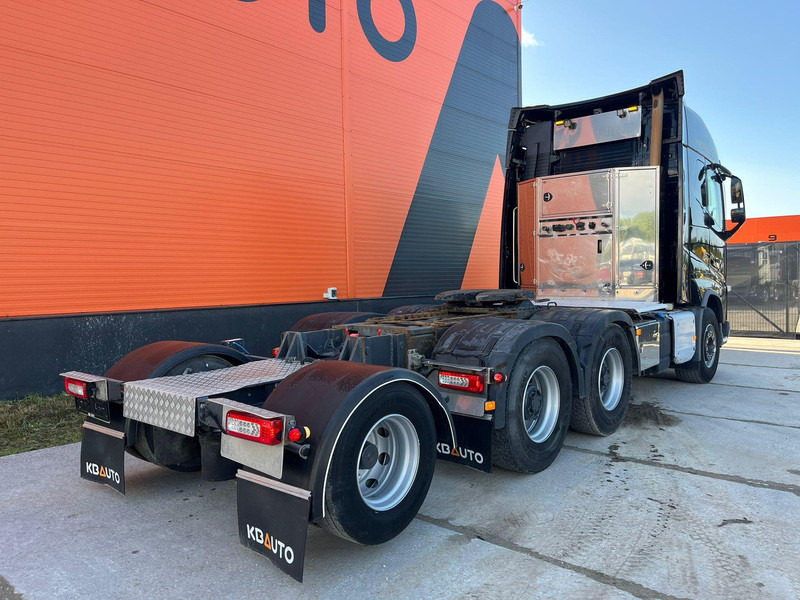 Volvo FH 16 750 8x4 GCW 90 ton / DOLLY / RETARDER - Tracteur routier: photos 5 Volvo FH 16 750 8x4 GCW 90 ton / DOLLY / RETARDER - Tracteur routier: photos 5
