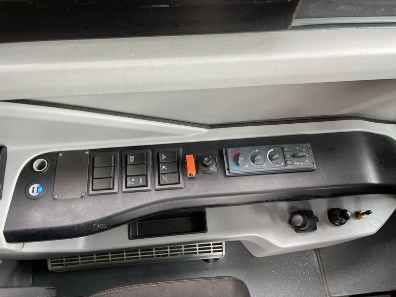 Bus interurbain Volvo B8R 8900 LE 6x2*4 44 SEATS + 53 STANDING / AC / AUXILIARY HEATER: photos 14