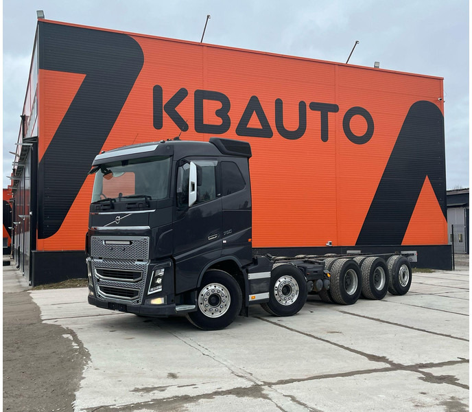 Volvo FH 16 750 10x4*6 GCW 100 ton / CHASSIS L=7350 mm - Châssis cabine: photos 2 Volvo FH 16 750 10x4*6 GCW 100 ton / CHASSIS L=7350 mm - Châssis cabine: photos 2