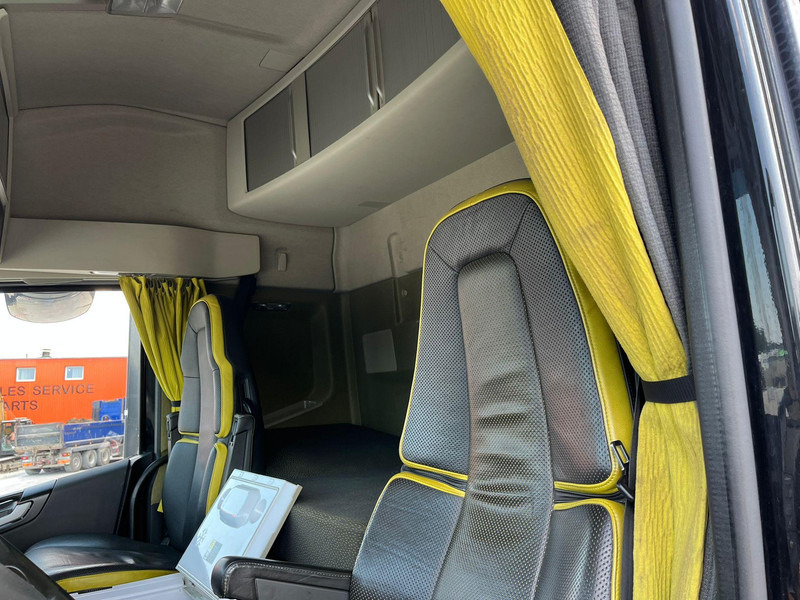 Camion porte-voitures Volvo FH 16 750 8x4 HMF2620K-5 / WINCH / PLATFORM L=7100 mm: photos 19 Camion porte-voitures Volvo FH 16 750 8x4 HMF2620K-5 / WINCH / PLATFORM L=7100 mm: photos 19