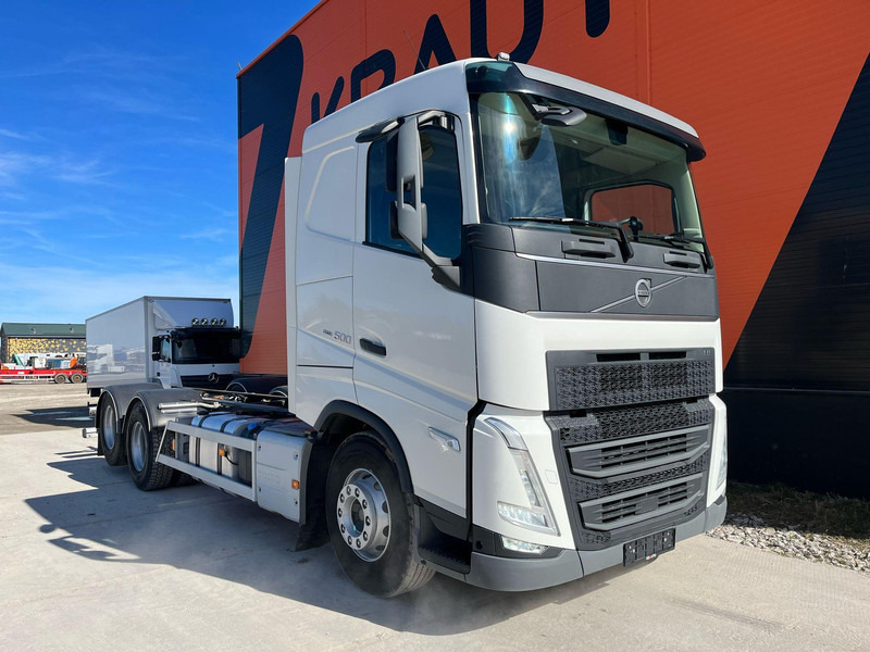 Volvo FH 500 6x2 9 TON FRONT AXLE / PTO / CHASSIS L=7338 mm - Châssis cabine: photos 3 Volvo FH 500 6x2 9 TON FRONT AXLE / PTO / CHASSIS L=7338 mm - Châssis cabine: photos 3