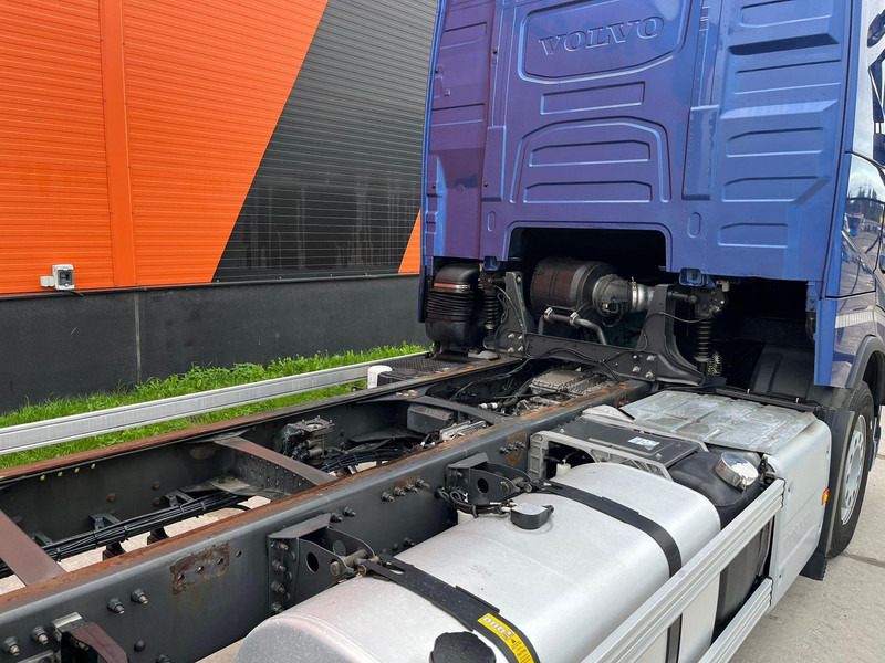 Volvo FH 500 8x4*4 GLOBE XL / RETARDER / CHASSIS L=7589 mm — crédit-bail Volvo FH 500 8x4*4 GLOBE XL / RETARDER / CHASSIS L=7589 mm: photos 9