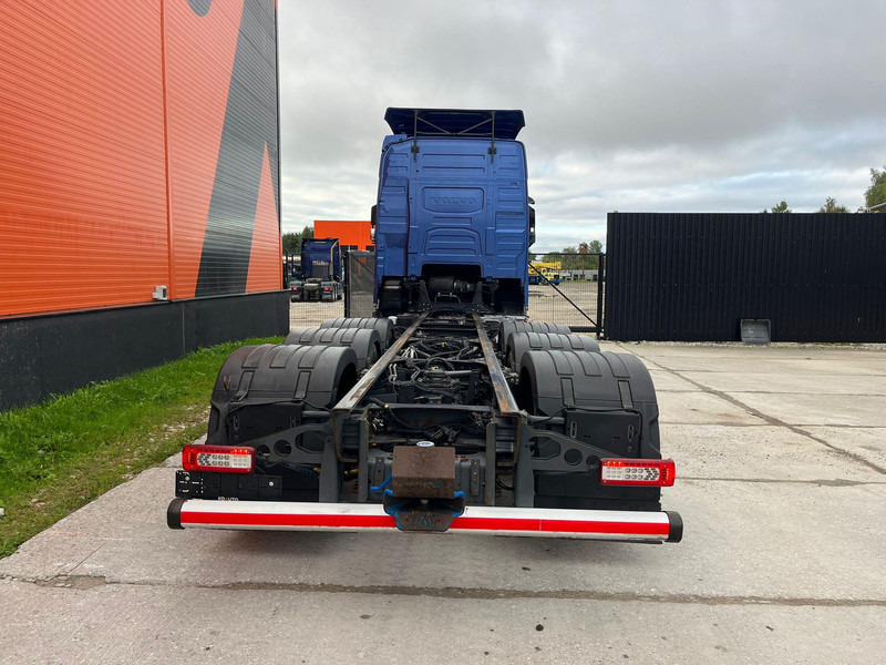 Volvo FH 500 8x4*4 GLOBE XL / RETARDER / CHASSIS L=7589 mm — crédit-bail Volvo FH 500 8x4*4 GLOBE XL / RETARDER / CHASSIS L=7589 mm: photos 6