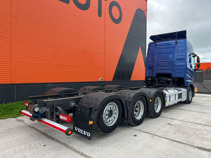 Volvo FH 500 8x4*4 GLOBE XL / RETARDER / CHASSIS L=7589 mm - Châssis cabine: photos 5 Volvo FH 500 8x4*4 GLOBE XL / RETARDER / CHASSIS L=7589 mm - Châssis cabine: photos 5