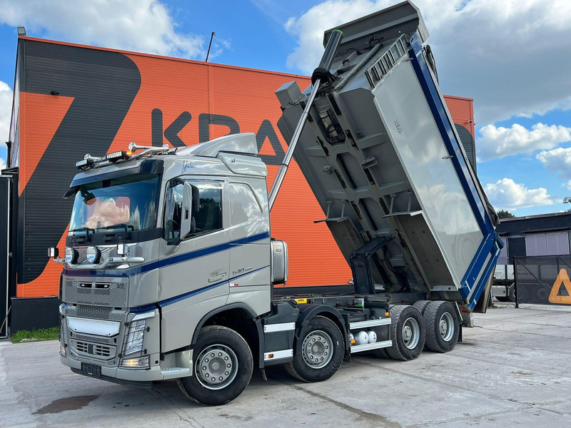 Volvo FH 540 8x4 HYDRAULIC TENT / RETARDER / TANDEM AXLE LIFT - Camion benne: photos 2 Volvo FH 540 8x4 HYDRAULIC TENT / RETARDER / TANDEM AXLE LIFT - Camion benne: photos 2
