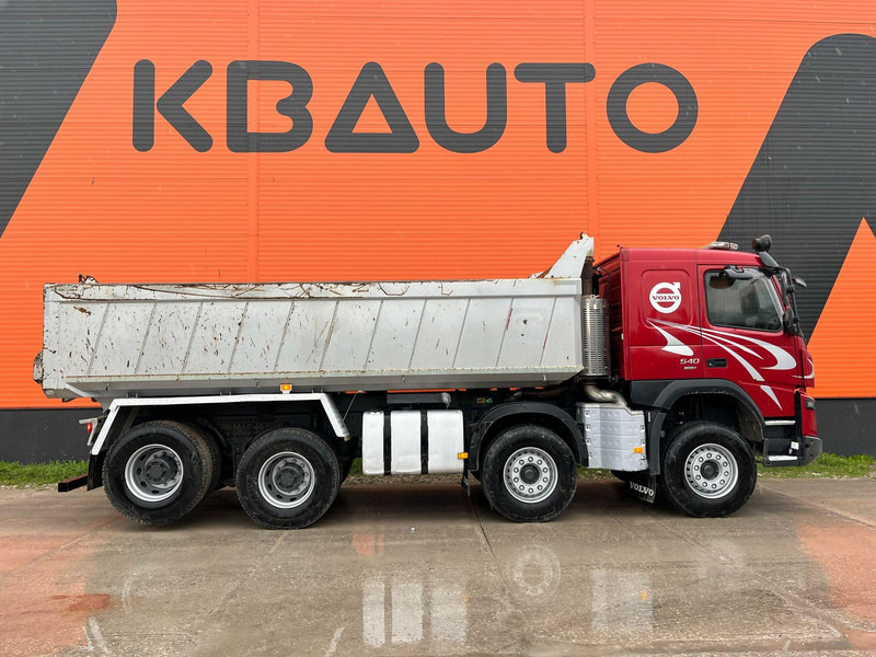 Volvo FMX 540 8x4 RETARDER / TANDEM AXLE LIFT / BIG AXLES / BOX L=5703 mm - Camion benne: photos 5 Volvo FMX 540 8x4 RETARDER / TANDEM AXLE LIFT / BIG AXLES / BOX L=5703 mm - Camion benne: photos 5