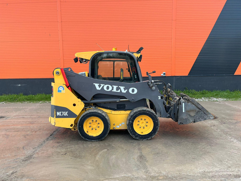 Volvo MC 70 C T4 BRUSH - Chargeuse sur pneus: photos 5 Volvo MC 70 C T4 BRUSH - Chargeuse sur pneus: photos 5