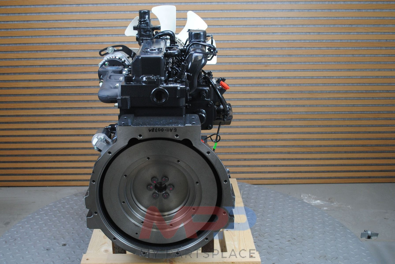 Kubota Kubota V2403 (KIOTI) *NIEUW* - Moteur: photos 4 Kubota Kubota V2403 (KIOTI) *NIEUW* - Moteur: photos 4