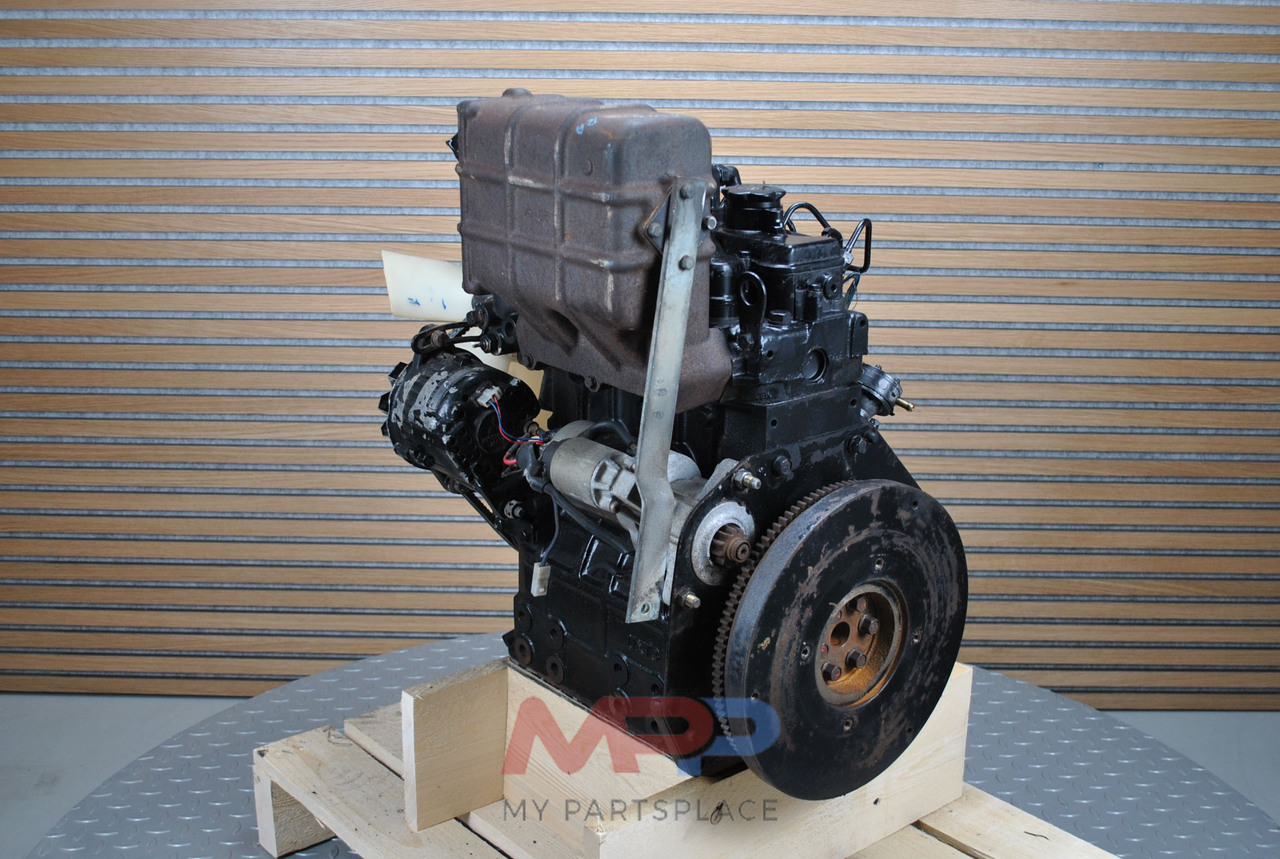 Moteur pour Mini pelle PERKINS 103-13: photos 7