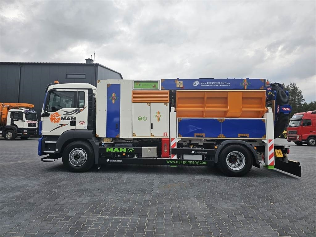 MAN RSP ESE 18/4-KM Saugbagger vacuum cleaner excavato - Camion vidangeur: photos 4 MAN RSP ESE 18/4-KM Saugbagger vacuum cleaner excavato - Camion vidangeur: photos 4
