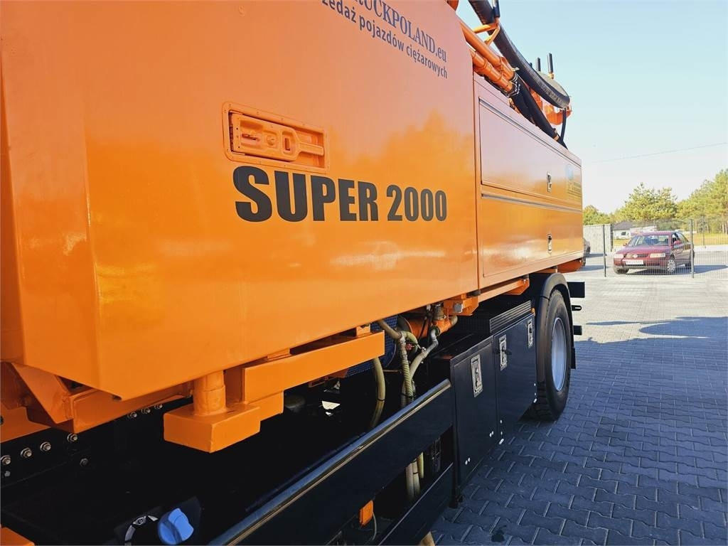 MAN SUPER 2000 4x2 WUKO RECYKLING for collecting liqui - Camion vidangeur: photos 2 MAN SUPER 2000 4x2 WUKO RECYKLING for collecting liqui - Camion vidangeur: photos 2