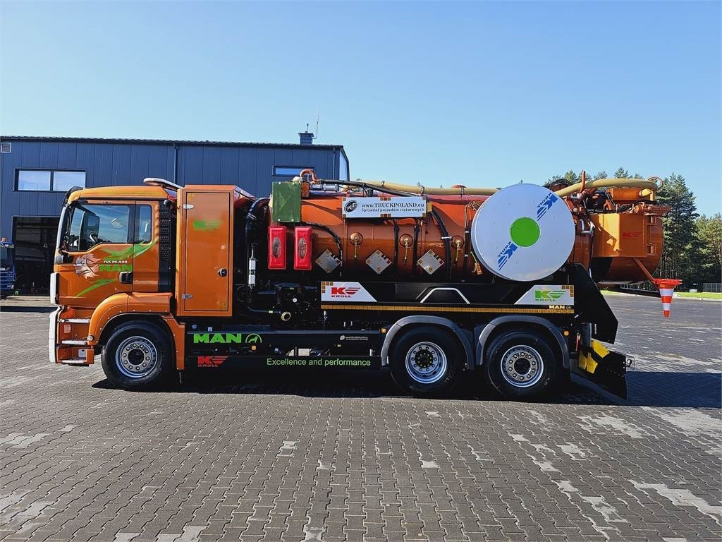 MAN WUKO KROLL ADR COMBI FOR SEWER CLEANING - Camion vidangeur: photos 4 MAN WUKO KROLL ADR COMBI FOR SEWER CLEANING - Camion vidangeur: photos 4