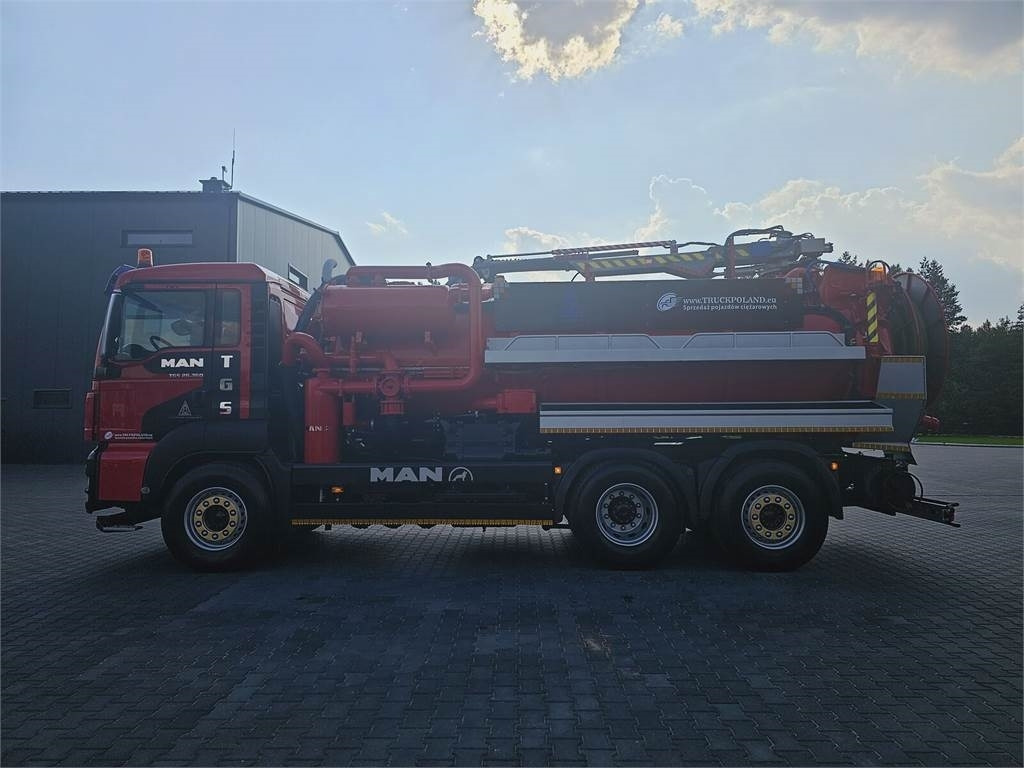 MAN WUKO LARSEN for collecting liquid waste  - Camion vidangeur: photos 4 MAN WUKO LARSEN for collecting liquid waste  - Camion vidangeur: photos 4