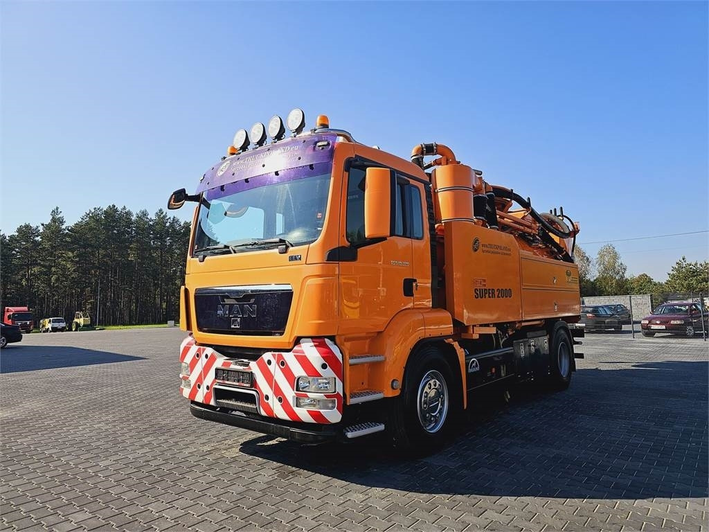 MAN Wiedemann SUPER 2000 4x2 WUKO RECYKLING for collec - Camion vidangeur: photos 3 MAN Wiedemann SUPER 2000 4x2 WUKO RECYKLING for collec - Camion vidangeur: photos 3