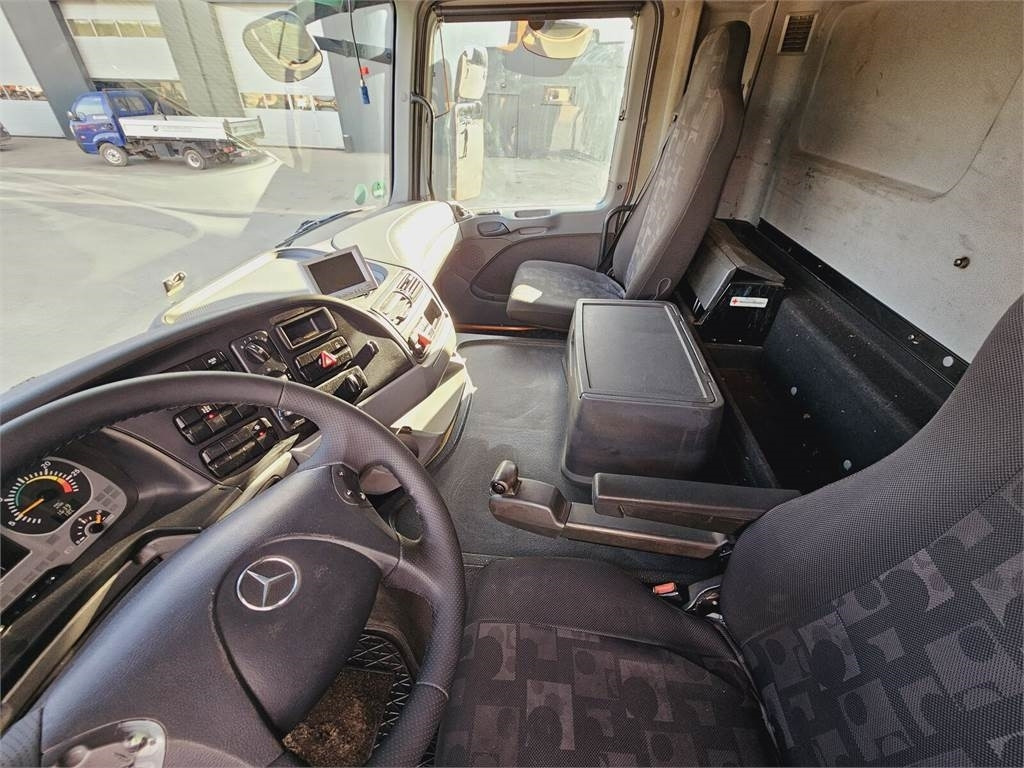 Mercedes-Benz WUKO KROLL COMBI FOR SEWER CLEANING  — crédit-bail Mercedes-Benz WUKO KROLL COMBI FOR SEWER CLEANING: photos 28