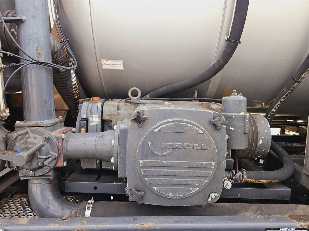 Mercedes-Benz WUKO KROLL COMBI FOR SEWER CLEANING  — crédit-bail Mercedes-Benz WUKO KROLL COMBI FOR SEWER CLEANING: photos 12