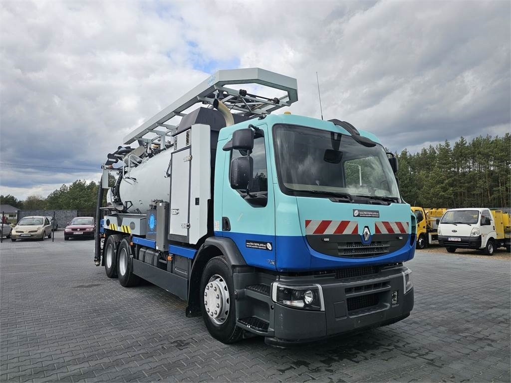 Renault 6x4 WUKO RIVARD RECYTLING for collecting liquid wa - Camion vidangeur: photos 1 Renault 6x4 WUKO RIVARD RECYTLING for collecting liquid wa - Camion vidangeur: photos 1