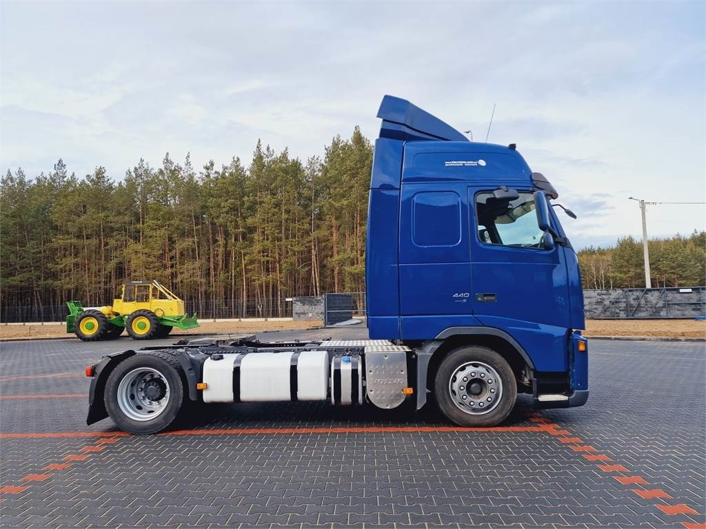 Volvo FH 13 440 - Tracteur routier: photos 5 Volvo FH 13 440 - Tracteur routier: photos 5