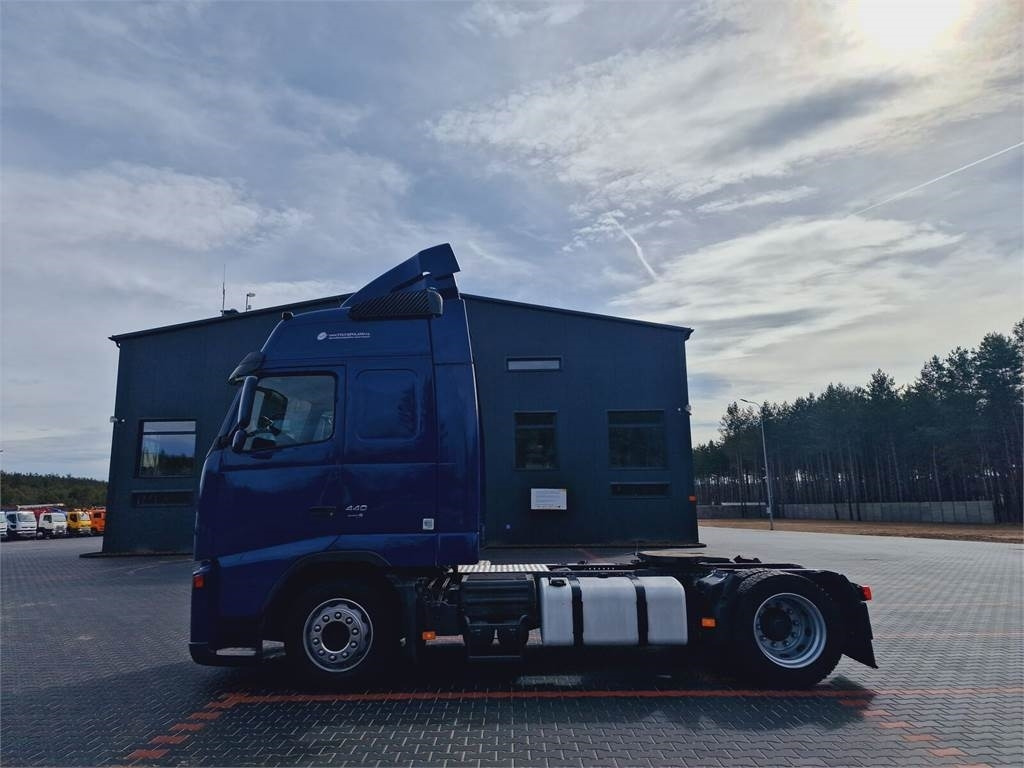Volvo FH 13 440 - Tracteur routier: photos 2 Volvo FH 13 440 - Tracteur routier: photos 2